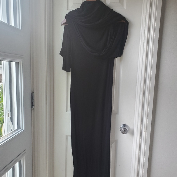 Workhall Studio black maxi dress - Picture 4 of 4